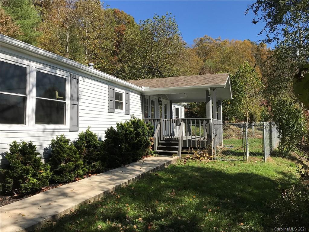 97 Ambria Dr., Waynesville, NC 28785