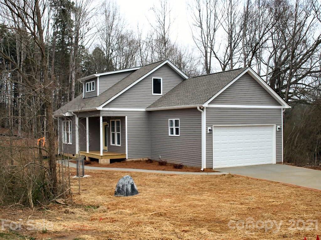 7936 Stillwater Dr., Sherrills Ford, NC 28673