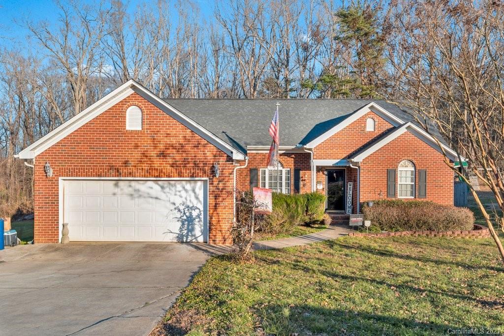 164 Silver Birch Ln., Mount Holly, NC 28120