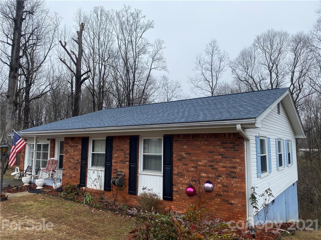 261 Lucky St., Marion, NC 28752