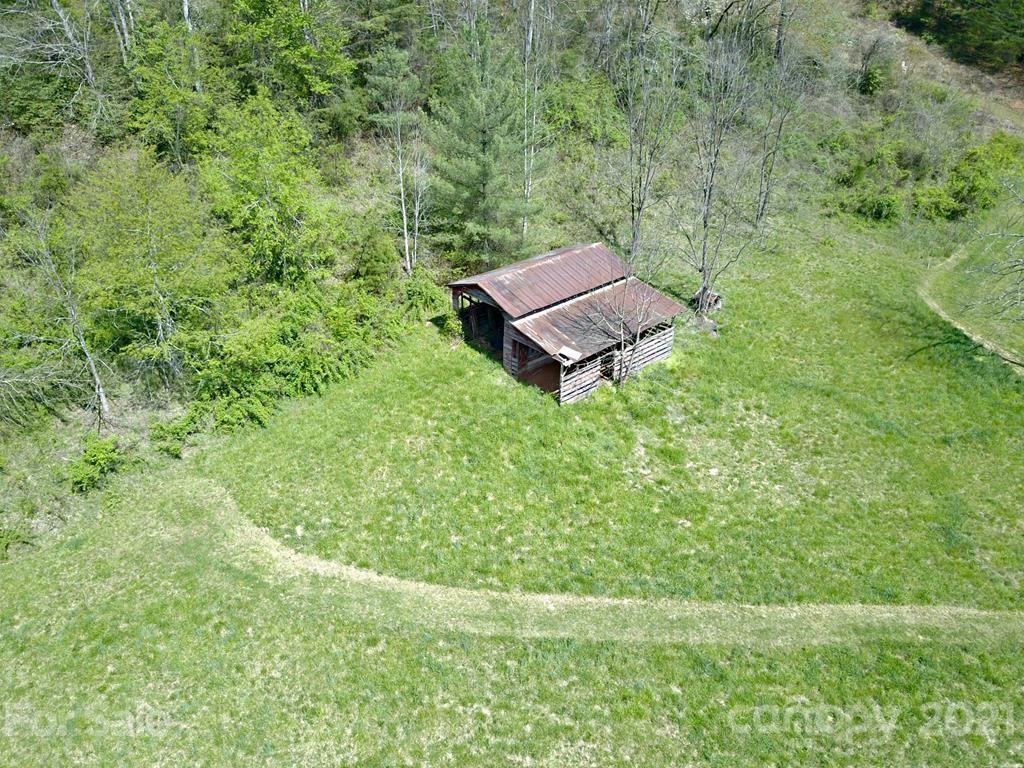 1 Country Knoll Dr., Sylva, NC 28779