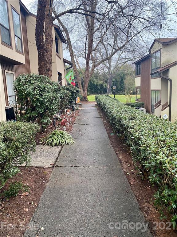 7219 Winery Ln., Charlotte, NC 28227