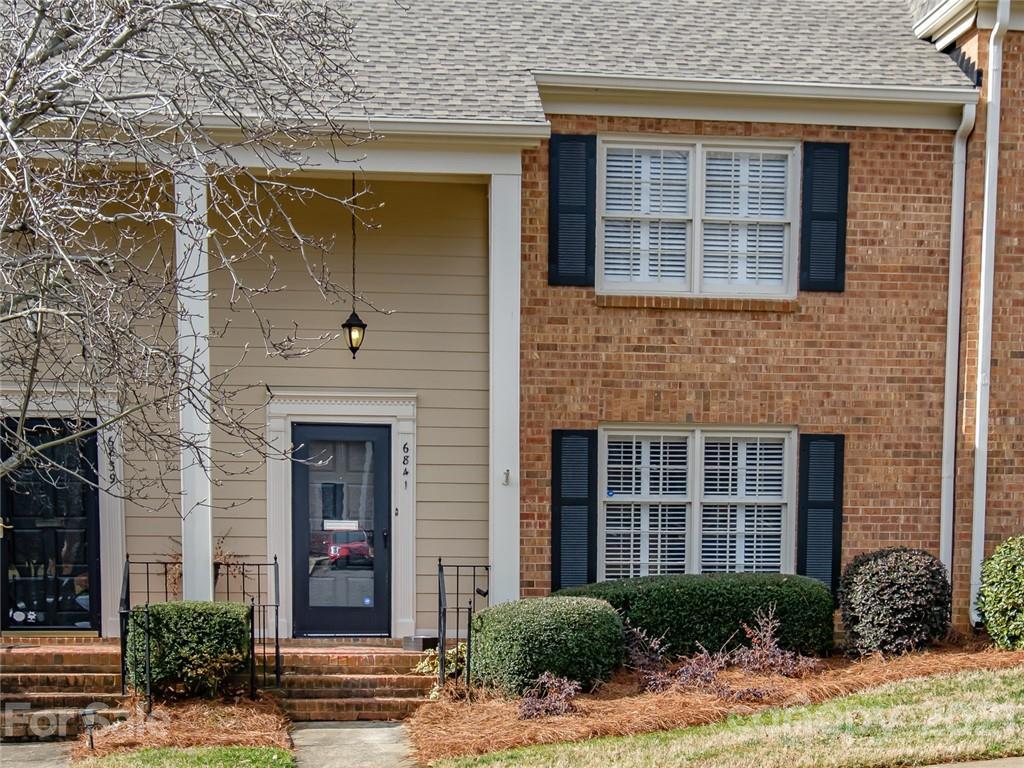 6841 Constitution Ln., Charlotte, NC 28210