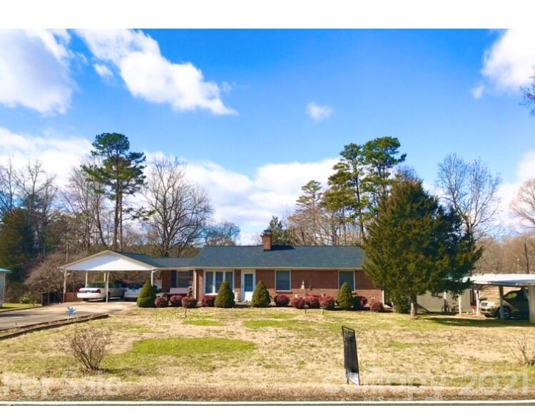 1423 Sink Farm Rd., Lexington, NC 27295
