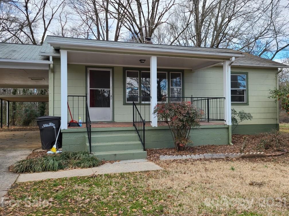 412 Eastside Dr., Statesville, NC 28625