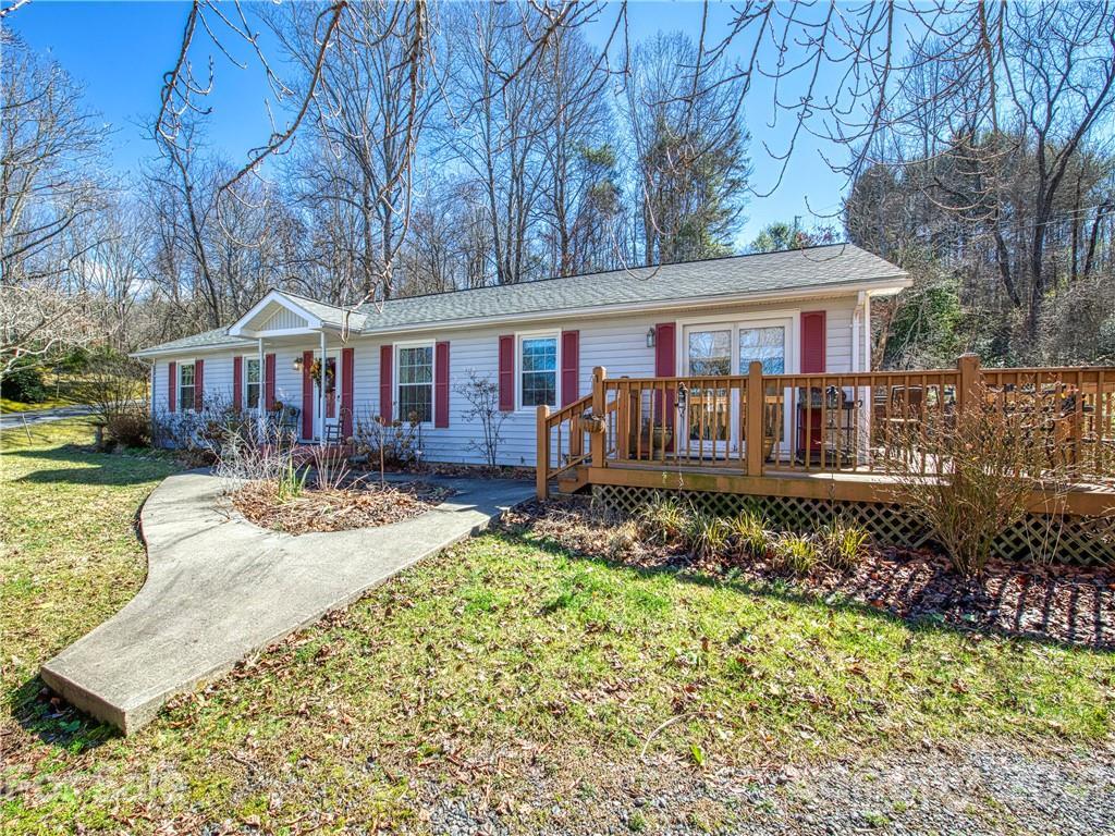 160 Holly Hills Rd., Sylva, NC 28779