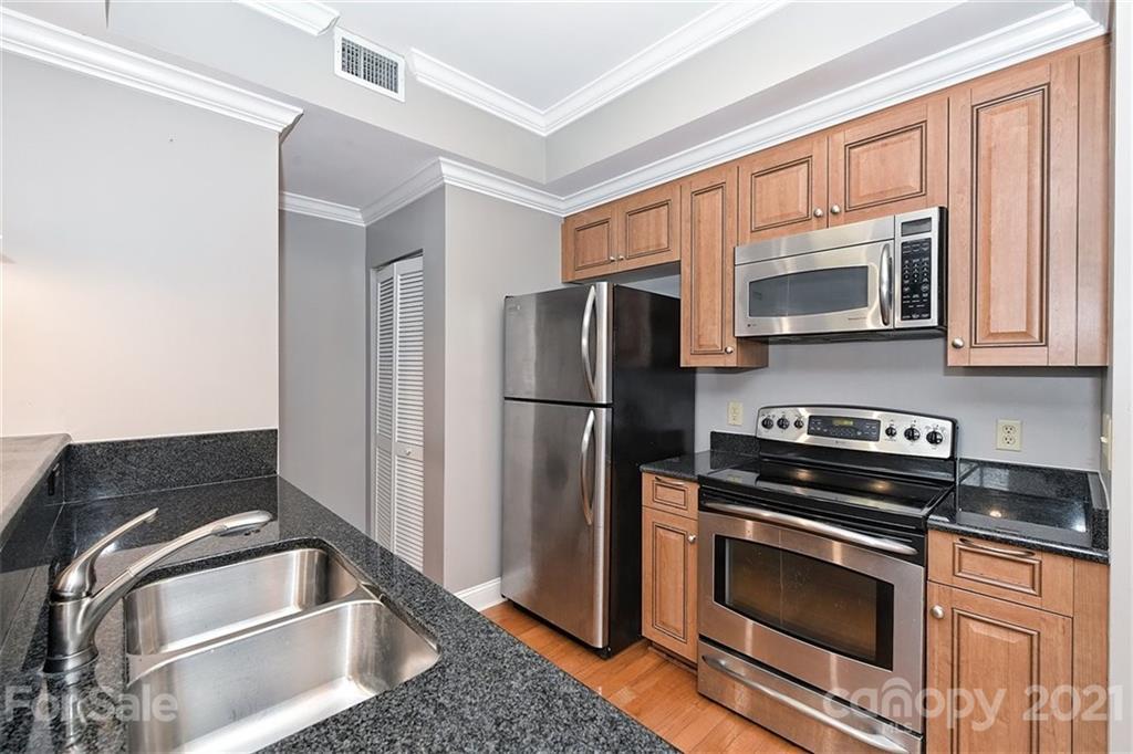 300 5th St. #341, Charlotte, NC 28202