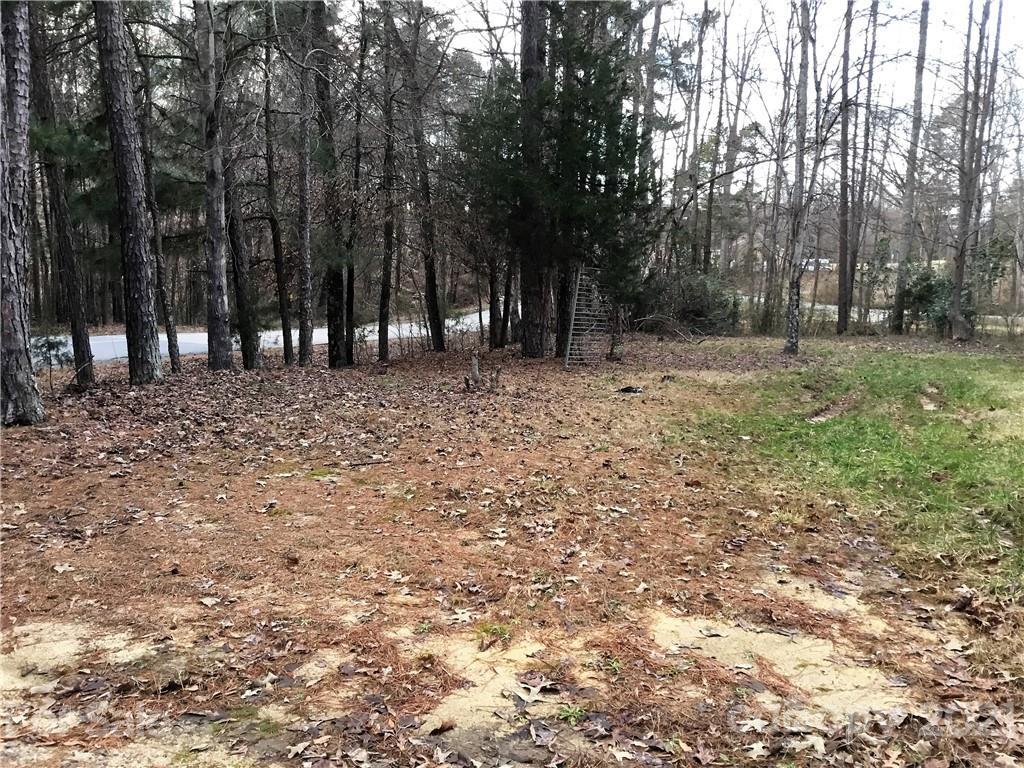 1351 Ontario Dr., Kannapolis, NC 28083