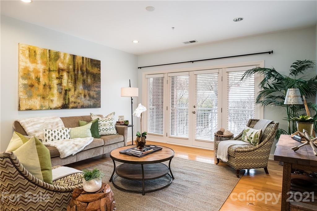 1829 Kenilworth Ave. #202, Charlotte, NC 28203