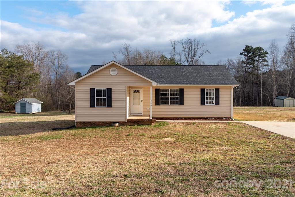 4751 Westwinds Rd., Lincolnton, NC 28092