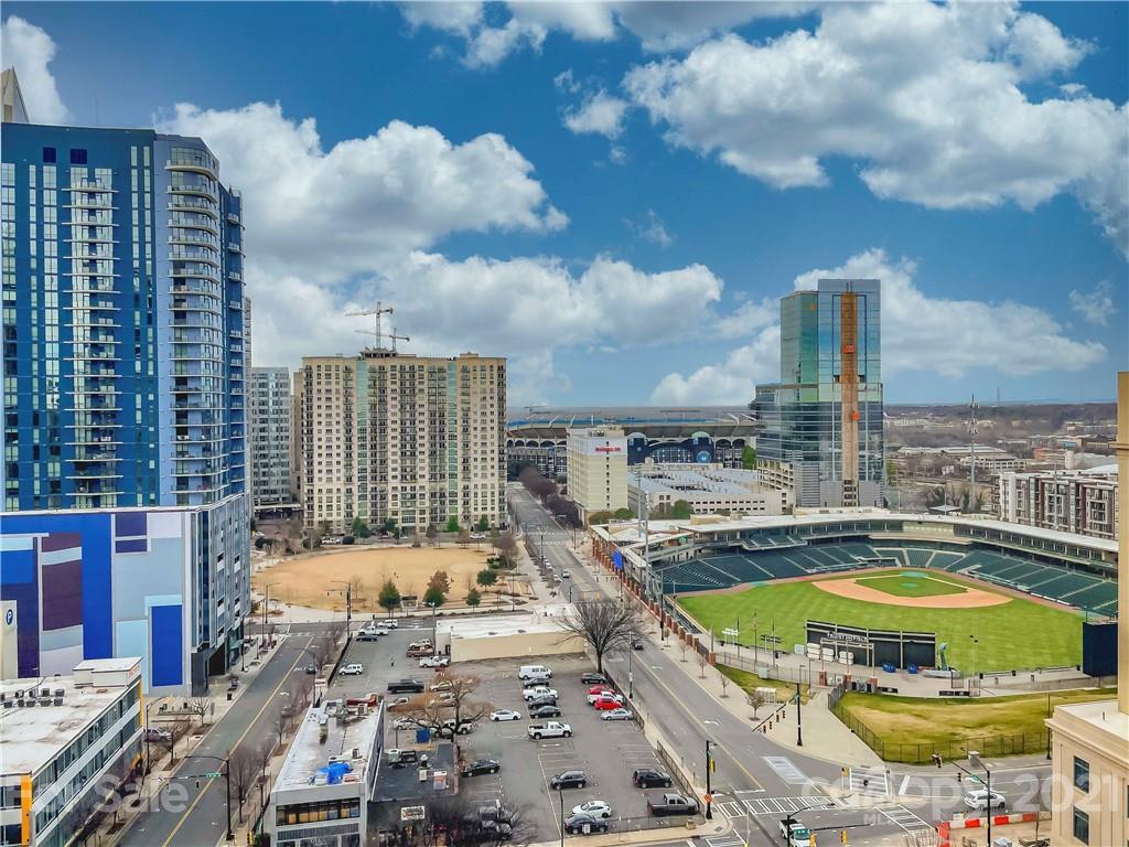 333 W Trade St. #1208, Charlotte, NC 28202