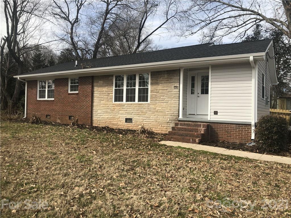 119 Ivanhoe Ln., Statesville, NC 28625