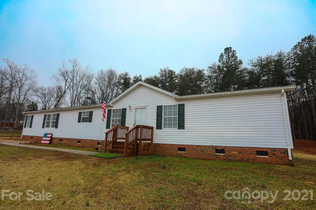 1127 Rachel Ln., Salisbury, NC 28147