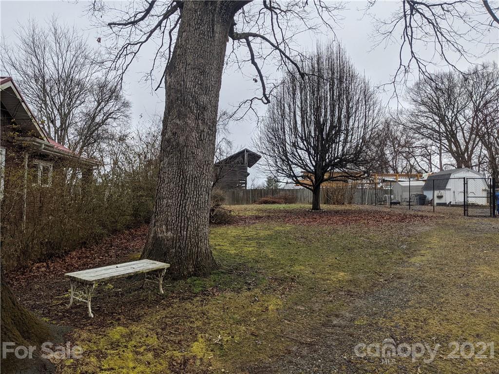 41 Pennsylvania Ave., Asheville, NC 28806