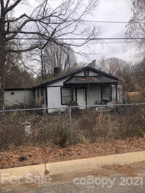 125 Estelle Rd., Mooresville, NC 28115