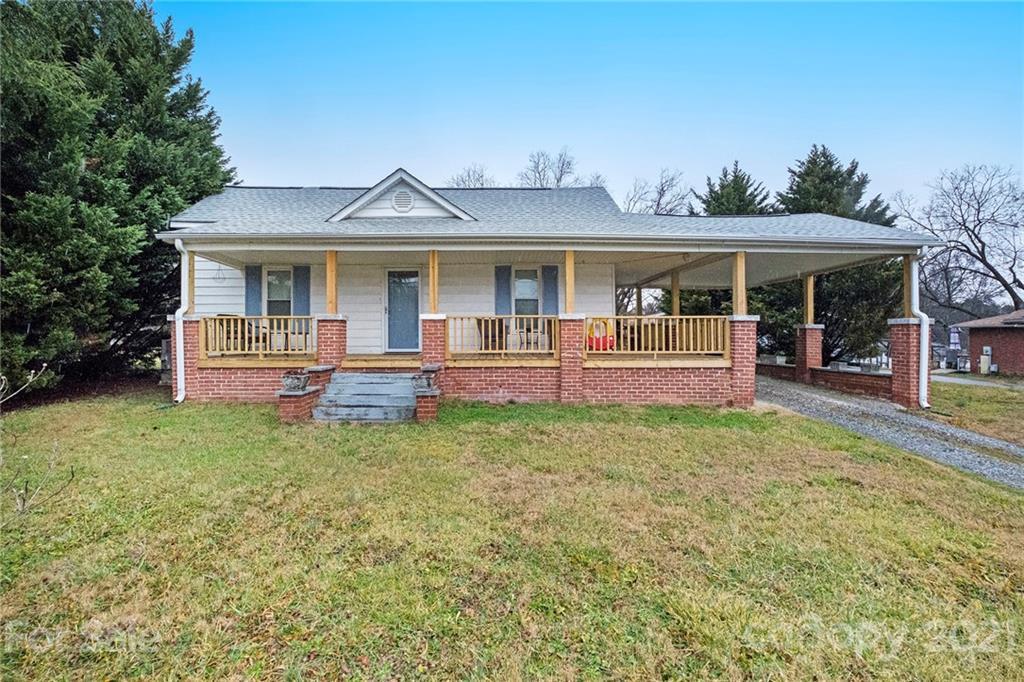 702 Bethpage Rd., Kannapolis, NC 28081