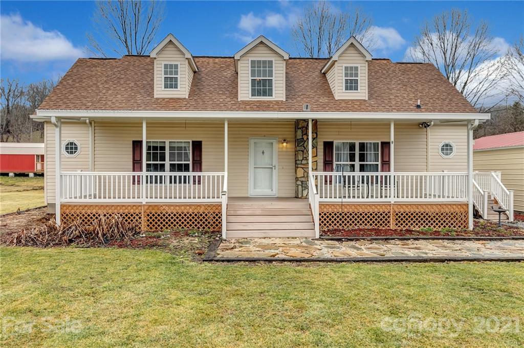 1746 Lake Logan Rd. #3-R, Waynesville, NC 28786