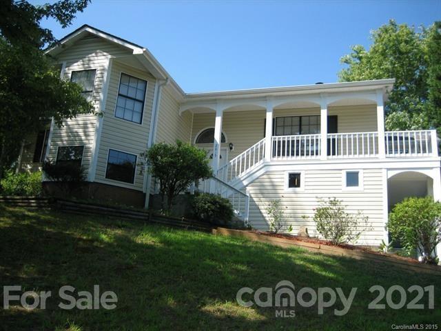 2815 Bustlehead Ct., Charlotte, NC 28262