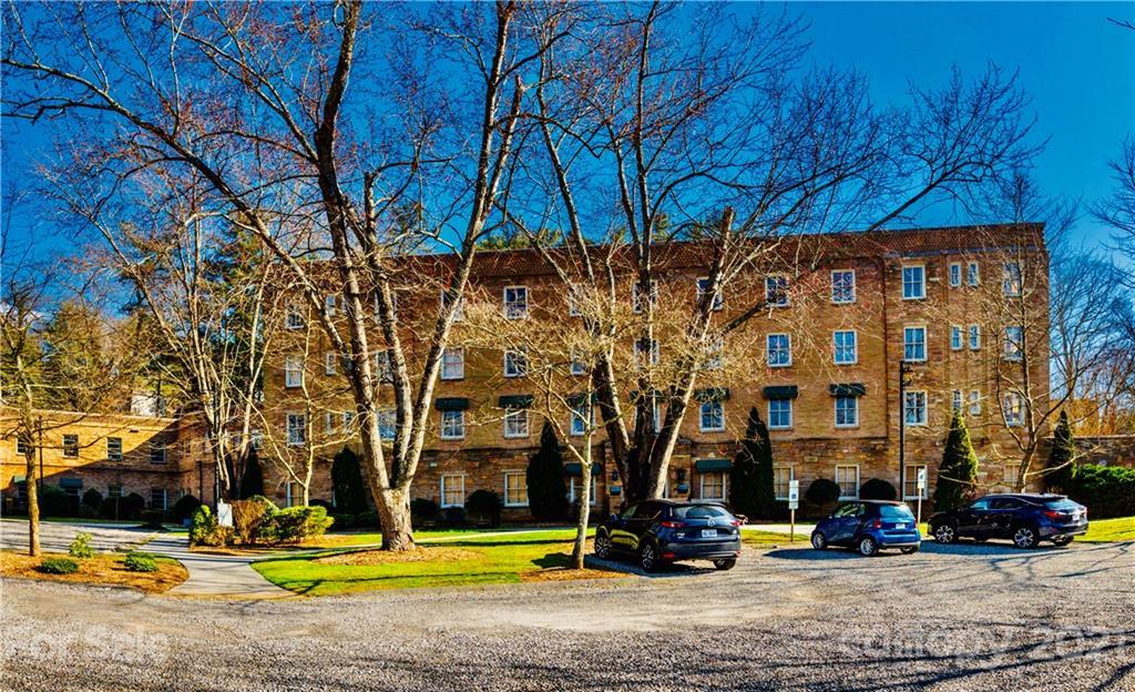 8 Village Ln. #A301, Asheville, NC 28803