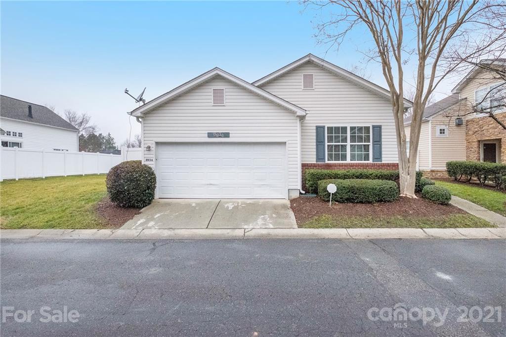 8934 Meadowmont View Dr., Charlotte, NC 28269