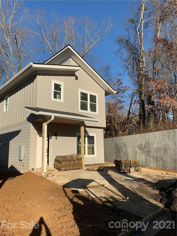 58 Deaver St., Asheville, NC 28806