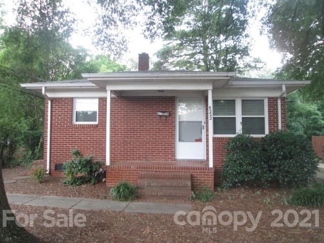 4220 Walker Rd., Charlotte, NC 28211
