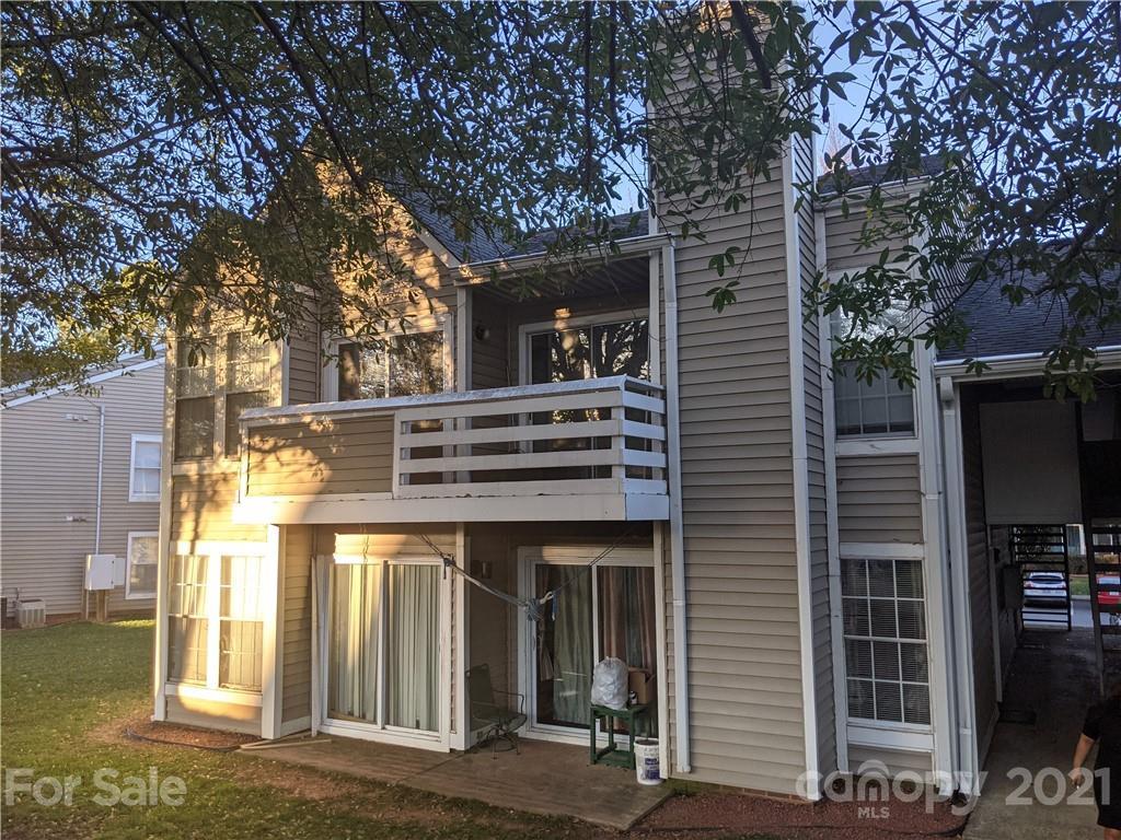 9601 Vinca Cir. #G, Charlotte, NC 28213