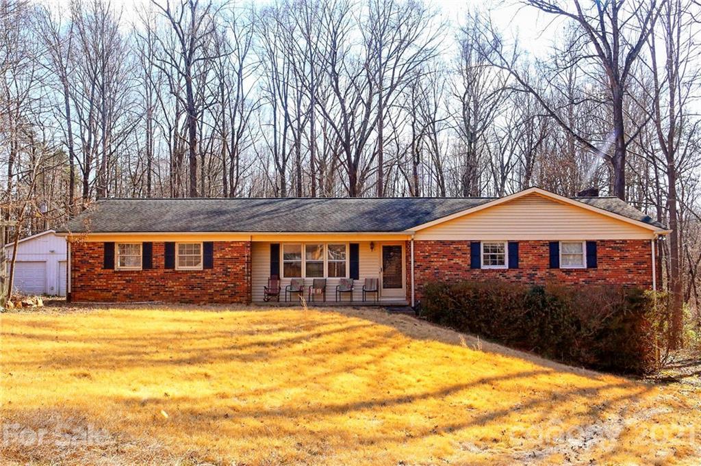 167 Homestead Estates Dr., Statesville, NC 28677