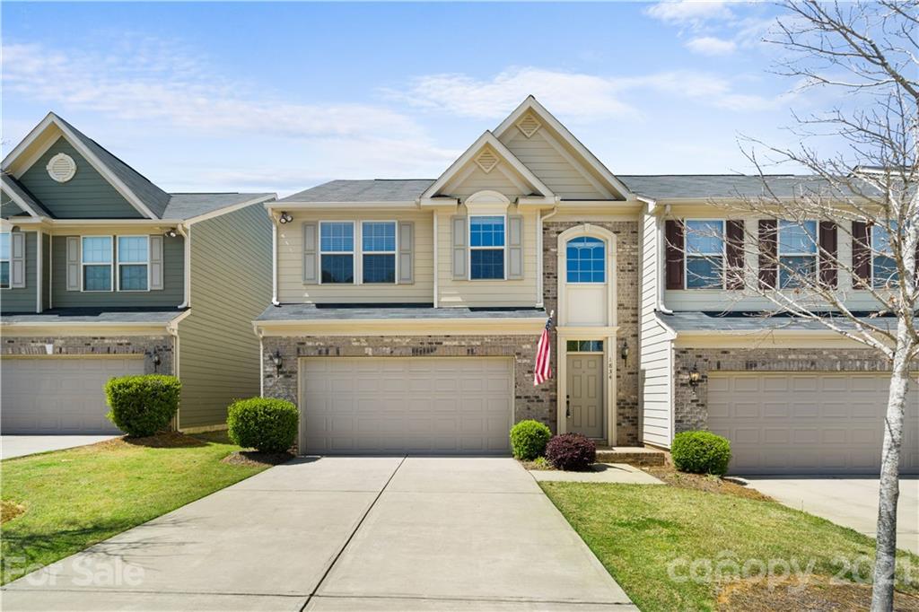 1834 Fleetwood Dr., Charlotte, NC 28208