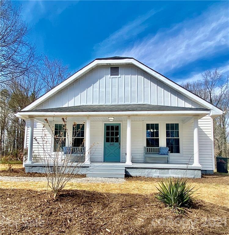642 Ashe St., Mooresville, NC 28115