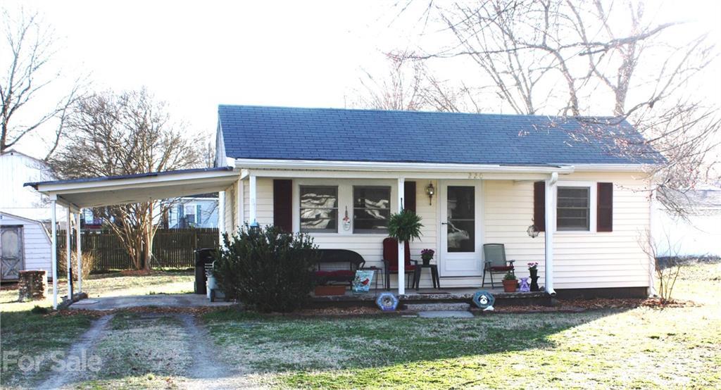 220 Highland Ave., Concord, NC 28027