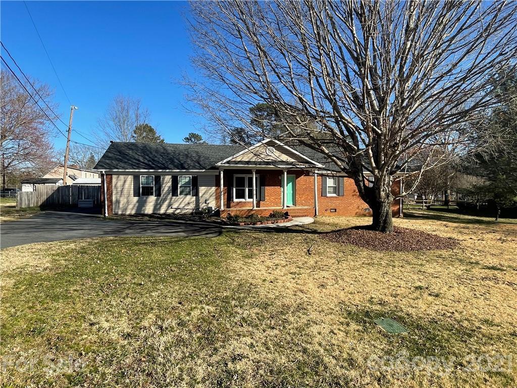 145 Cedar Ave., China Grove, NC 28023