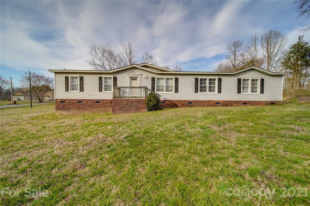 1025 Double Impact Dr., Rockwell, NC 28138