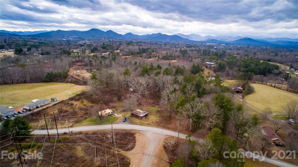 99999 Olivette Rd., Asheville, NC 28804
