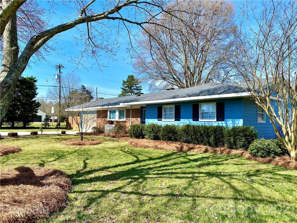 1803 Overhill Dr., Monroe, NC 28110