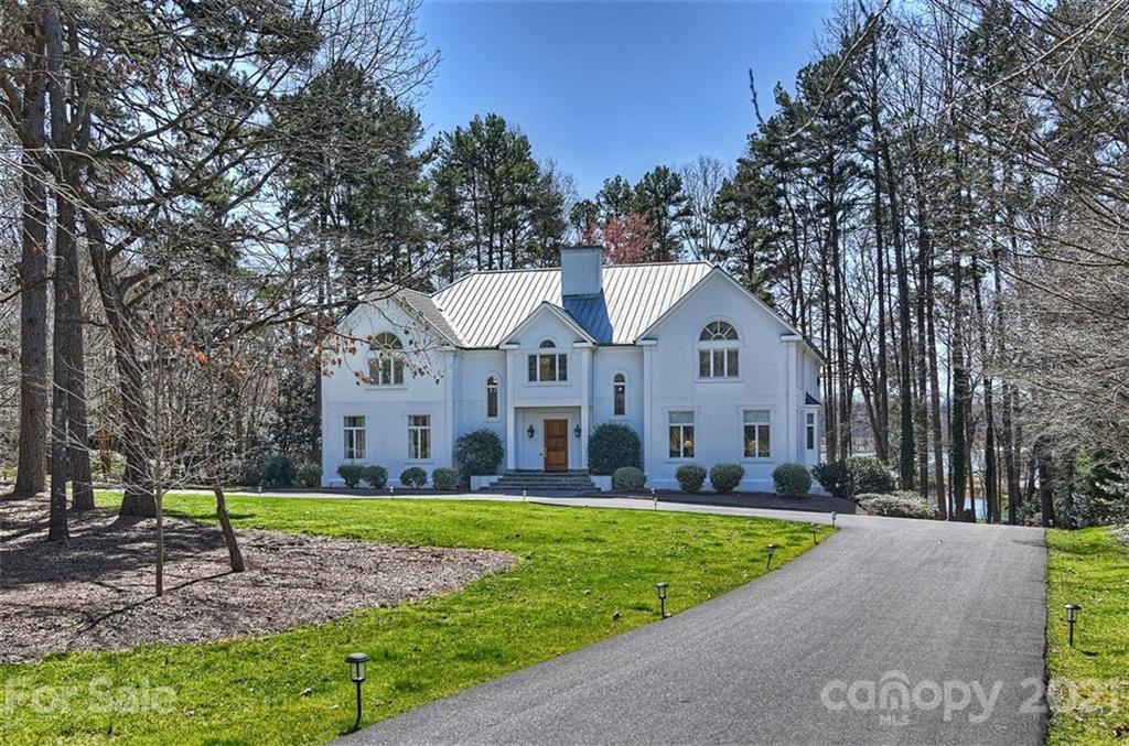 150 Iron Gate Cir., Mooresville, NC 28117