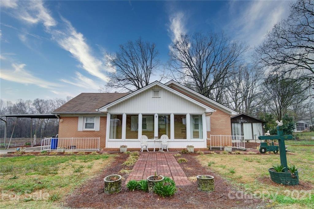 1012 Oak St., Gastonia, NC 28056