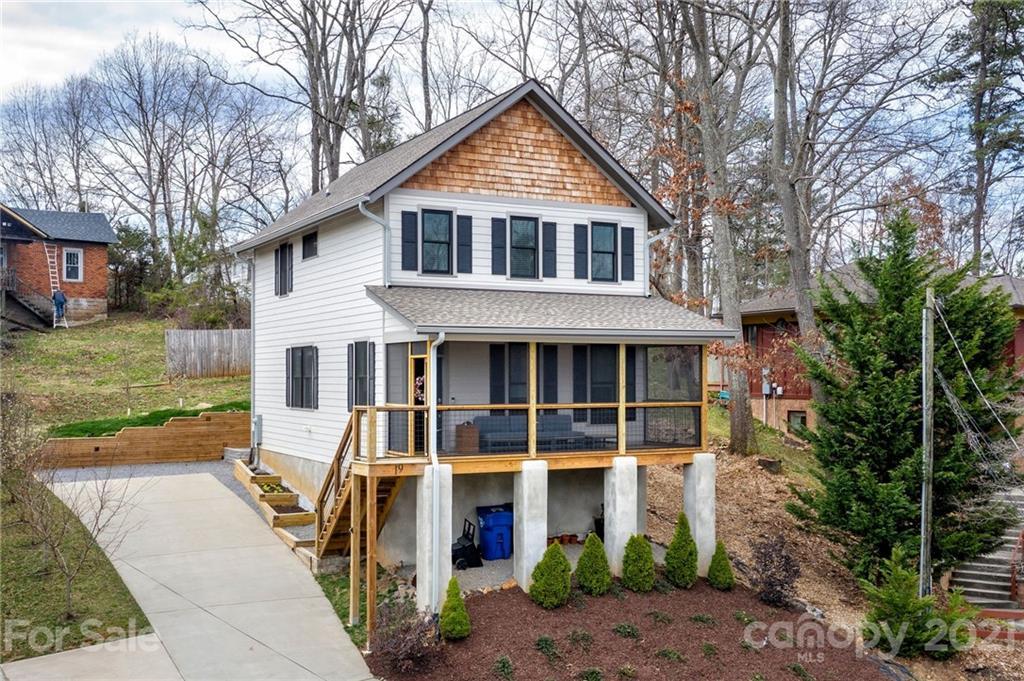 19 Bryant St., Asheville, NC 28806