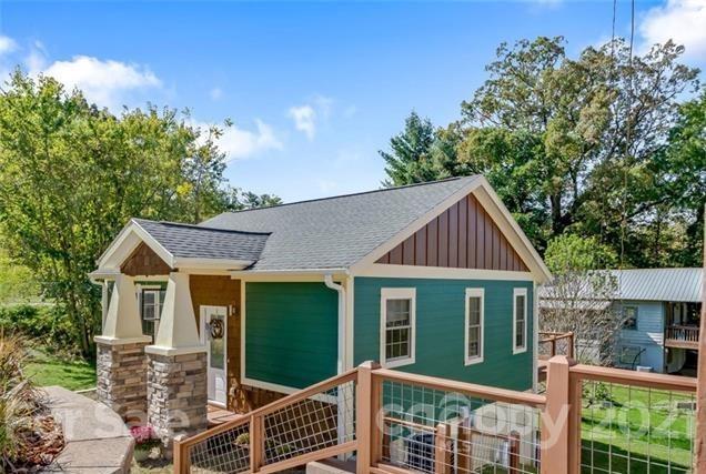 18 Annie St., Asheville, NC 28806