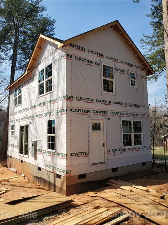 1070 Redleaf Tr., Lincolnton, NC 28092