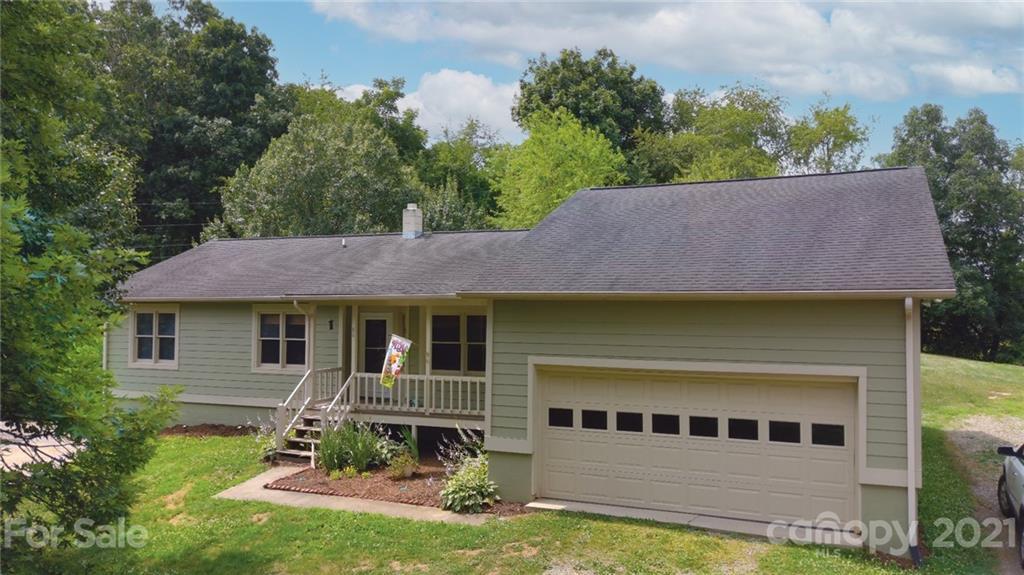 86 Alexander Rd., Weaverville, NC 28787