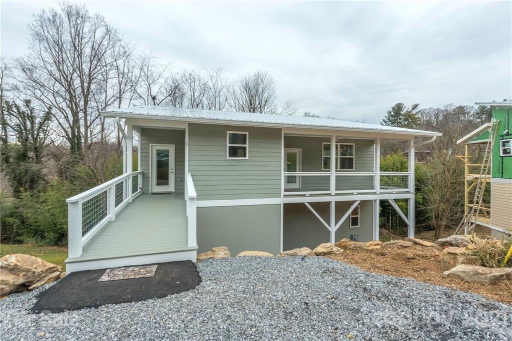 29 Blalock Ave., Asheville, NC 28803