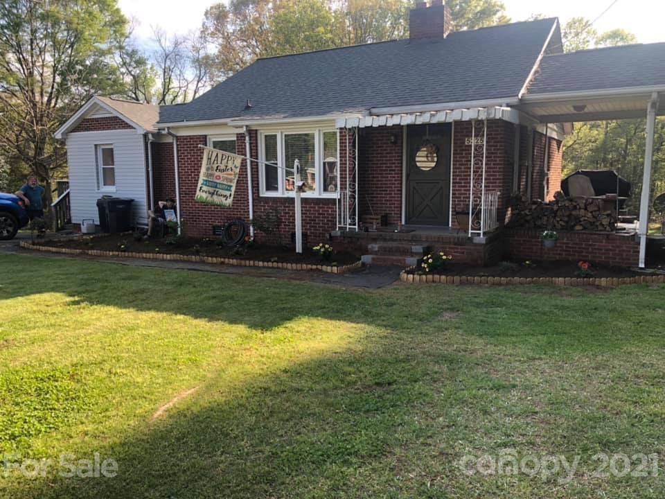 5225 Hickory Grove Rd., Mount Holly, NC 28120