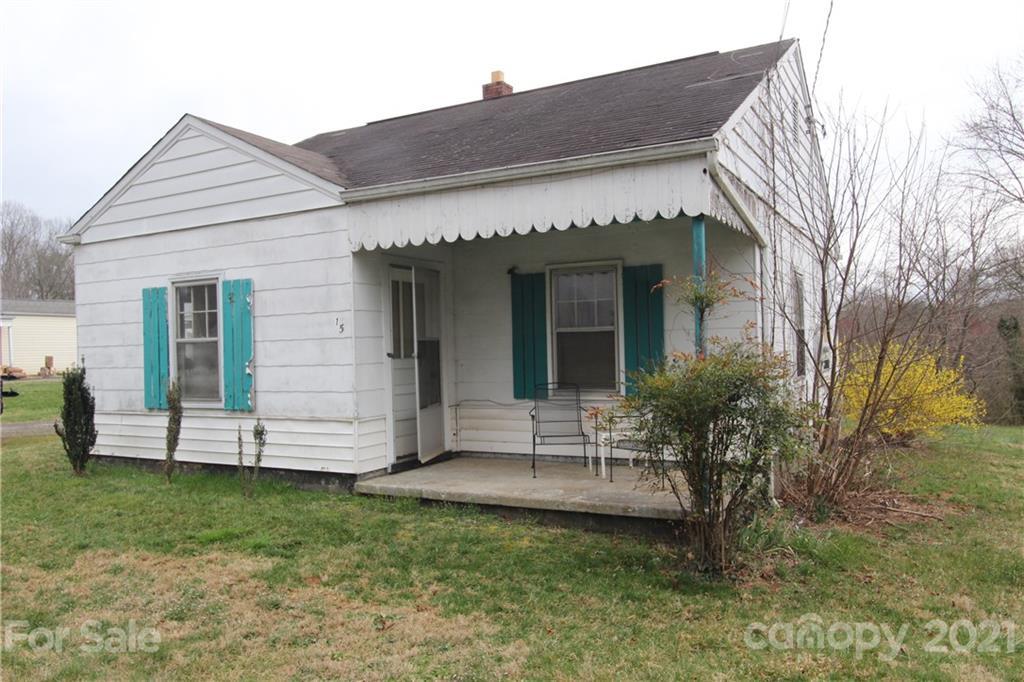 15 Sand Hill Ct., Asheville, NC 28806