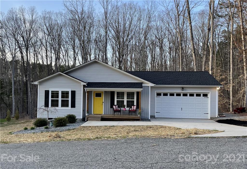 3687 Burton St., Sherrills Ford, NC 28673