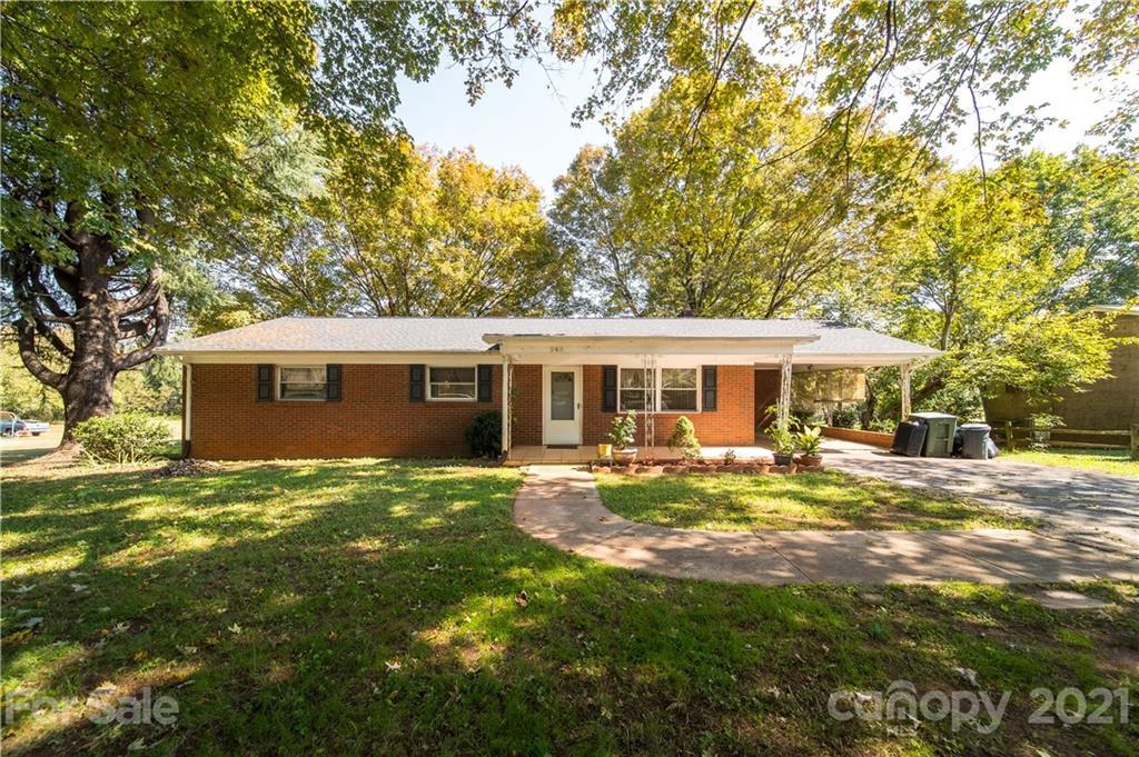 248 Shumaker Dr., Statesville, NC 28625