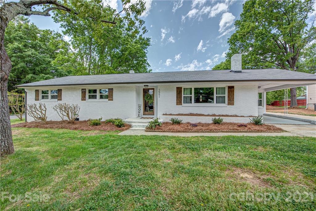 1551 Belmar Dr., Gastonia, NC 28052