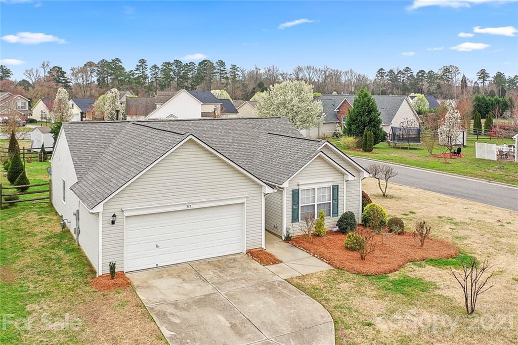 347 Courtland Ct., Kannapolis, NC 28081