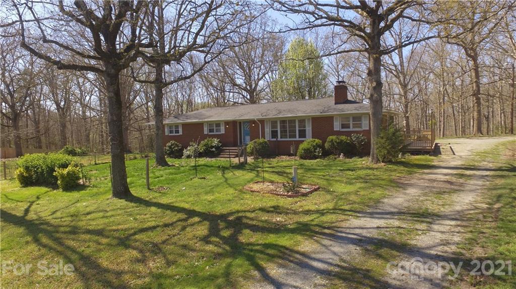 6521 Mt Holly Huntersville Rd., Charlotte, NC 28216