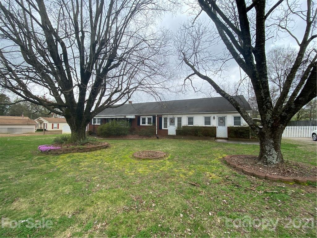 963 Central Dr., Concord, NC 28027